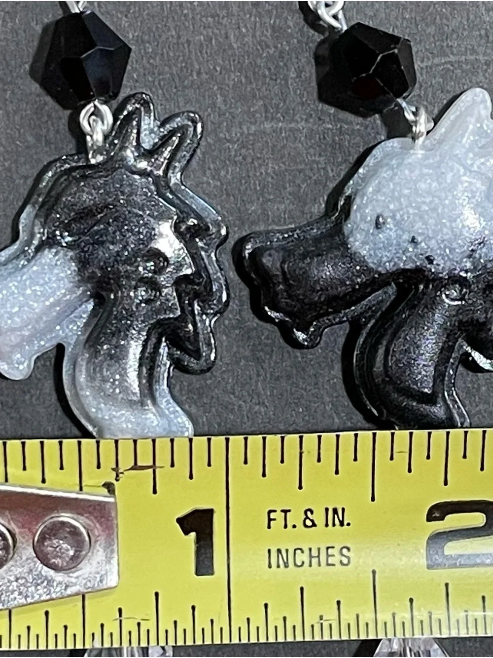 Twisted Wonderland Inspired Groovy Candy Earrings Malleus Draconia (Nightmare)